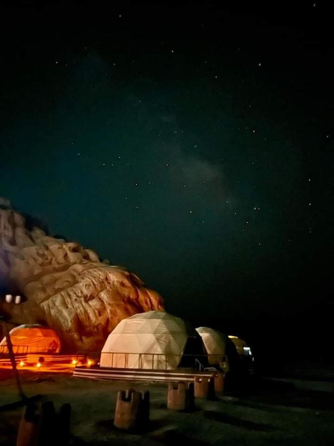 Sami Al Muzna Rum Camp Wadi Rum Esterno foto